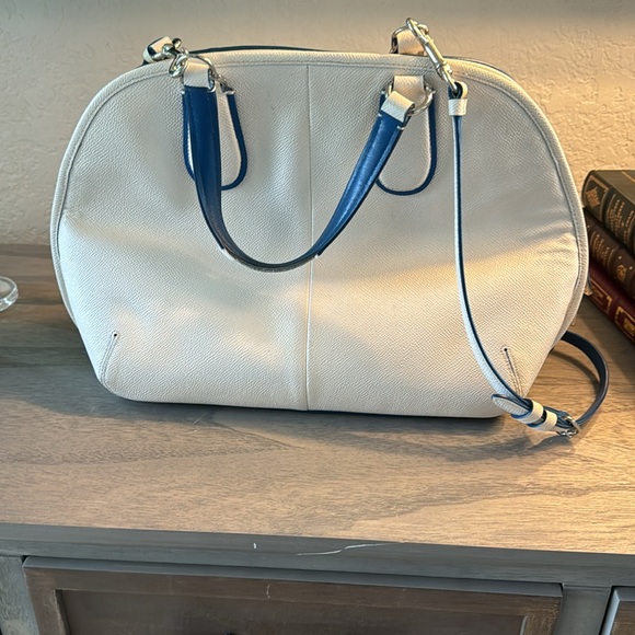 Designer Coach Cream Perforated Crossgrain Leather Prince Street Satchel Bag - Picture 5 of 10